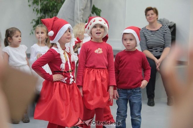 Ostrołęka: Mikołajki w Hali Targowej Feniks [05.12.2015] - zdjęcie #28 - eOstroleka.pl