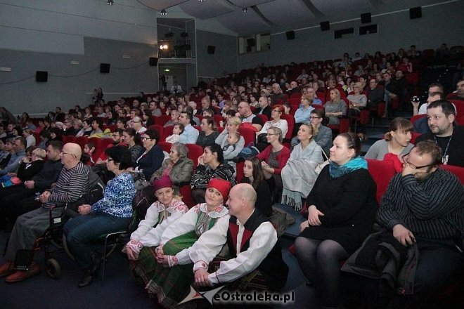 Bajkowe Mikołajki – koncert charytatywny dla Dobrusi Napiórkowskiej [05.12.2015] - zdjęcie #16 - eOstroleka.pl