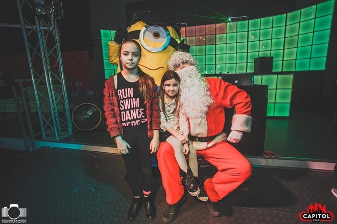 Kinder Party, Minionki i Mikołaj w Clubie Capitol [06.12.2015] - zdjęcie #313 - eOstroleka.pl