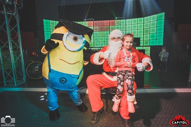 Kinder Party, Minionki i Mikołaj w Clubie Capitol [06.12.2015] - zdjęcie #292 - eOstroleka.pl