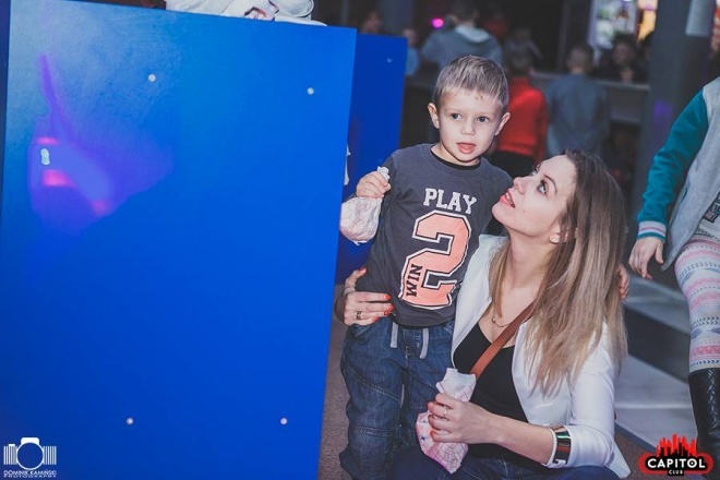 Kinder Party, Minionki i Mikołaj w Clubie Capitol [06.12.2015] - zdjęcie #290 - eOstroleka.pl