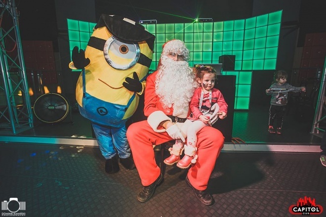 Kinder Party, Minionki i Mikołaj w Clubie Capitol [06.12.2015] - zdjęcie #280 - eOstroleka.pl