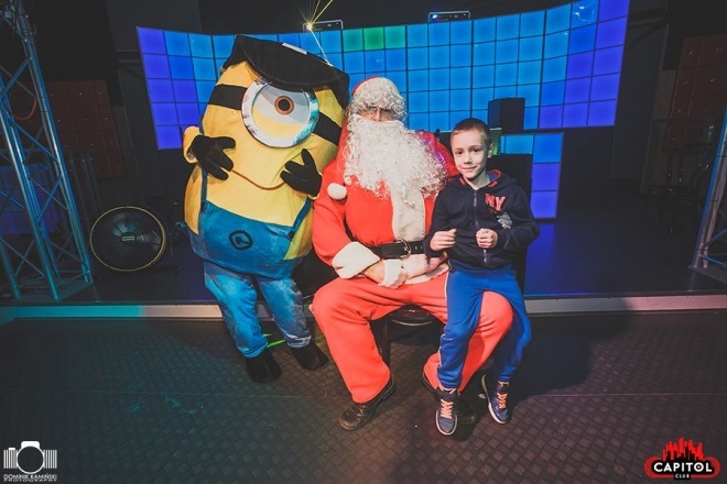 Kinder Party, Minionki i Mikołaj w Clubie Capitol [06.12.2015] - zdjęcie #278 - eOstroleka.pl