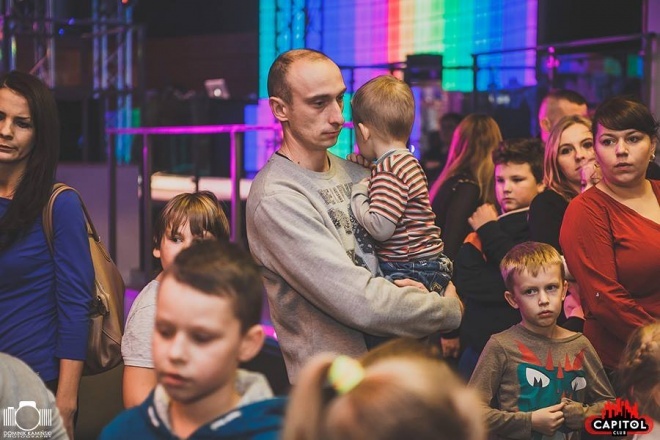 Kinder Party, Minionki i Mikołaj w Clubie Capitol [06.12.2015] - zdjęcie #270 - eOstroleka.pl