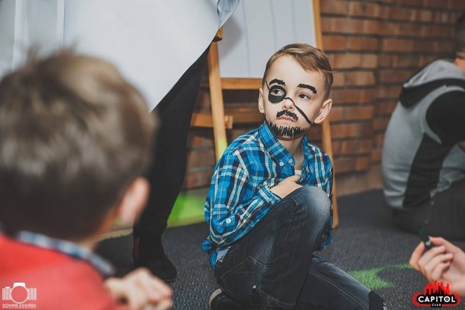 Kinder Party, Minionki i Mikołaj w Clubie Capitol [06.12.2015] - zdjęcie #254 - eOstroleka.pl