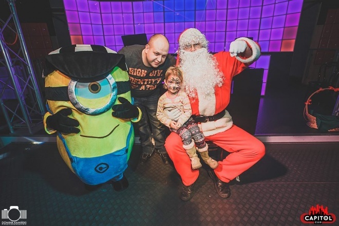 Kinder Party, Minionki i Mikołaj w Clubie Capitol [06.12.2015] - zdjęcie #250 - eOstroleka.pl