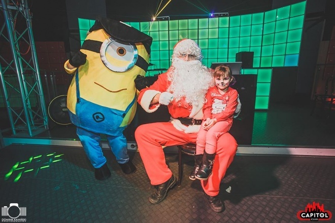 Kinder Party, Minionki i Mikołaj w Clubie Capitol [06.12.2015] - zdjęcie #231 - eOstroleka.pl