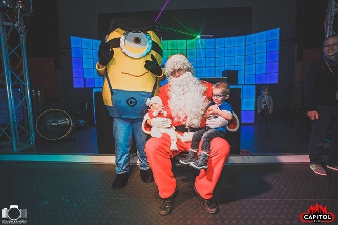 Kinder Party, Minionki i Mikołaj w Clubie Capitol [06.12.2015] - zdjęcie #213 - eOstroleka.pl