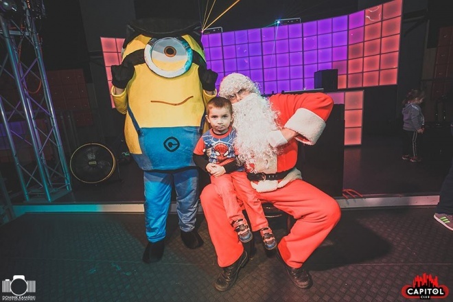 Kinder Party, Minionki i Mikołaj w Clubie Capitol [06.12.2015] - zdjęcie #192 - eOstroleka.pl
