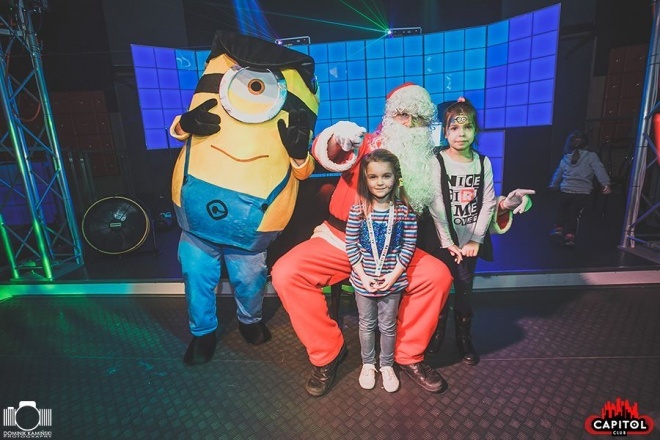 Kinder Party, Minionki i Mikołaj w Clubie Capitol [06.12.2015] - zdjęcie #271 - eOstroleka.pl