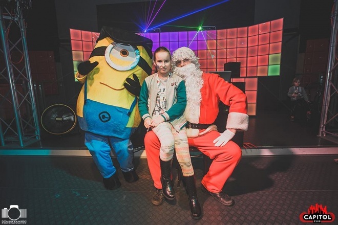 Kinder Party, Minionki i Mikołaj w Clubie Capitol [06.12.2015] - zdjęcie #249 - eOstroleka.pl