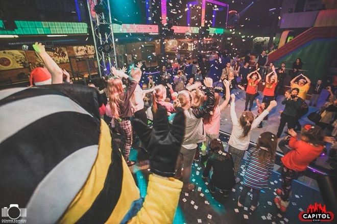 Kinder Party, Minionki i Mikołaj w Clubie Capitol [06.12.2015] - zdjęcie #175 - eOstroleka.pl