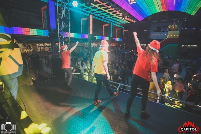 Kinder Party, Minionki i Mikołaj w Clubie Capitol [06.12.2015] - zdjęcie #145 - eOstroleka.pl