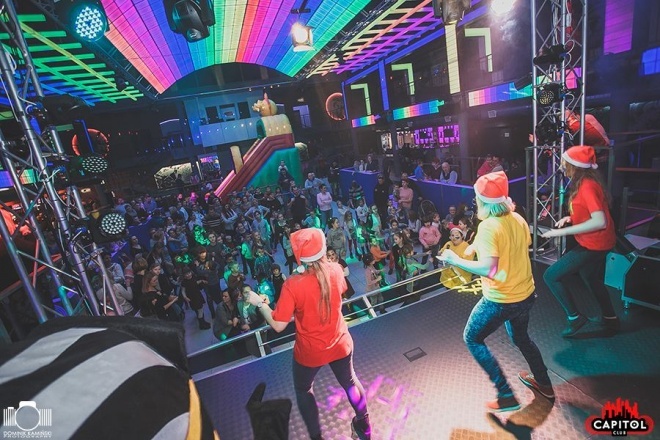 Kinder Party, Minionki i Mikołaj w Clubie Capitol [06.12.2015] - zdjęcie #126 - eOstroleka.pl