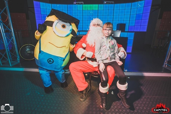 Kinder Party, Minionki i Mikołaj w Clubie Capitol [06.12.2015] - zdjęcie #122 - eOstroleka.pl