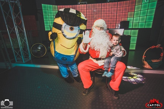 Kinder Party, Minionki i Mikołaj w Clubie Capitol [06.12.2015] - zdjęcie #120 - eOstroleka.pl