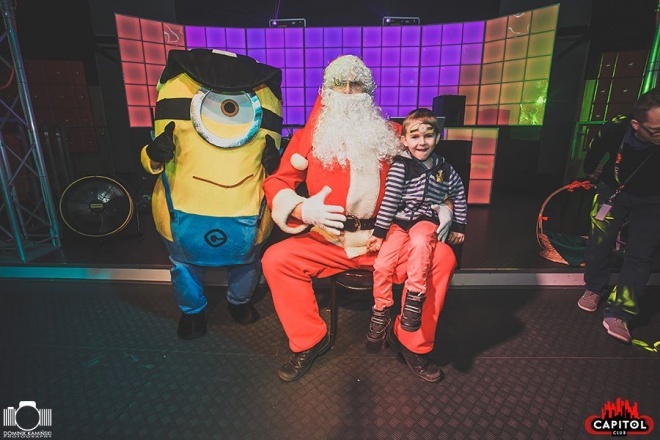 Kinder Party, Minionki i Mikołaj w Clubie Capitol [06.12.2015] - zdjęcie #108 - eOstroleka.pl