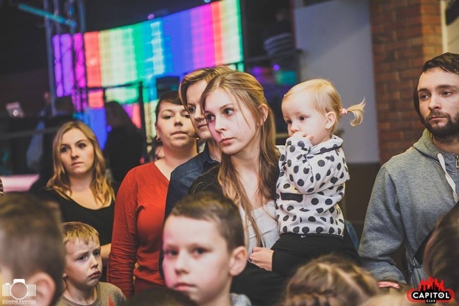 Kinder Party, Minionki i Mikołaj w Clubie Capitol [06.12.2015] - zdjęcie #96 - eOstroleka.pl