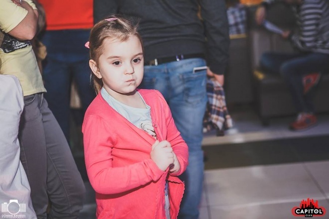 Kinder Party, Minionki i Mikołaj w Clubie Capitol [06.12.2015] - zdjęcie #78 - eOstroleka.pl