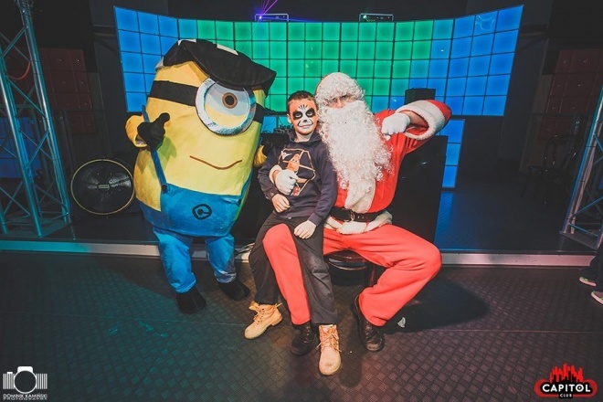 Kinder Party, Minionki i Mikołaj w Clubie Capitol [06.12.2015] - zdjęcie #72 - eOstroleka.pl