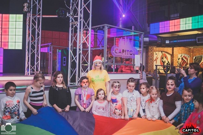 Kinder Party, Minionki i Mikołaj w Clubie Capitol [06.12.2015] - zdjęcie #56 - eOstroleka.pl