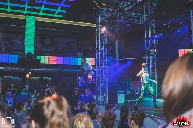 Kinder Party, Minionki i Mikołaj w Clubie Capitol [06.12.2015] - zdjęcie #55 - eOstroleka.pl