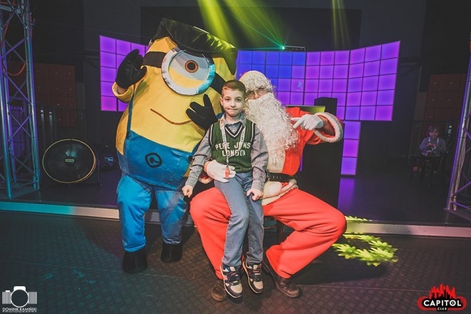 Kinder Party, Minionki i Mikołaj w Clubie Capitol [06.12.2015] - zdjęcie #52 - eOstroleka.pl