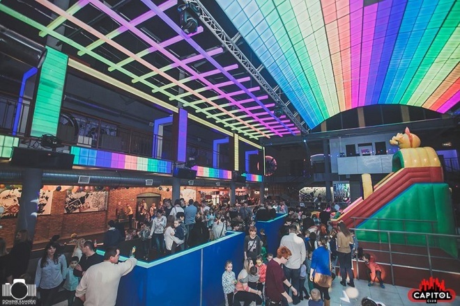 Kinder Party, Minionki i Mikołaj w Clubie Capitol [06.12.2015] - zdjęcie #29 - eOstroleka.pl