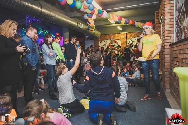 Kinder Party, Minionki i Mikołaj w Clubie Capitol [06.12.2015] - zdjęcie #26 - eOstroleka.pl