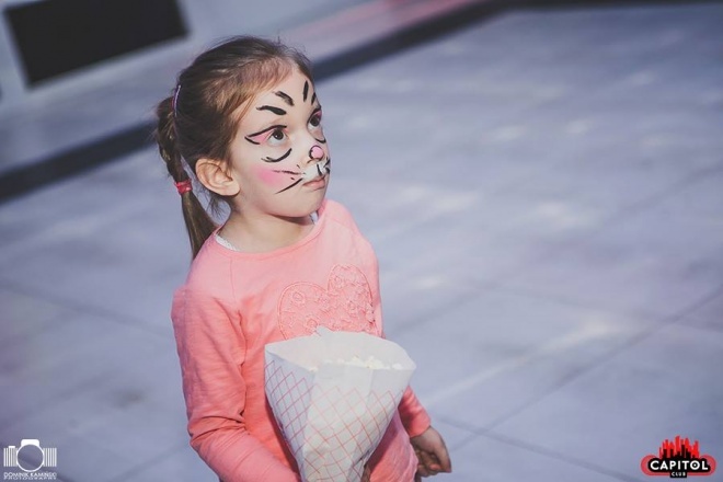 Kinder Party, Minionki i Mikołaj w Clubie Capitol [06.12.2015] - zdjęcie #21 - eOstroleka.pl