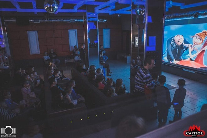 Kinder Party, Minionki i Mikołaj w Clubie Capitol [06.12.2015] - zdjęcie #212 - eOstroleka.pl