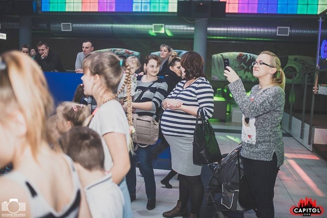 Kinder Party, Minionki i Mikołaj w Clubie Capitol [06.12.2015] - zdjęcie #185 - eOstroleka.pl