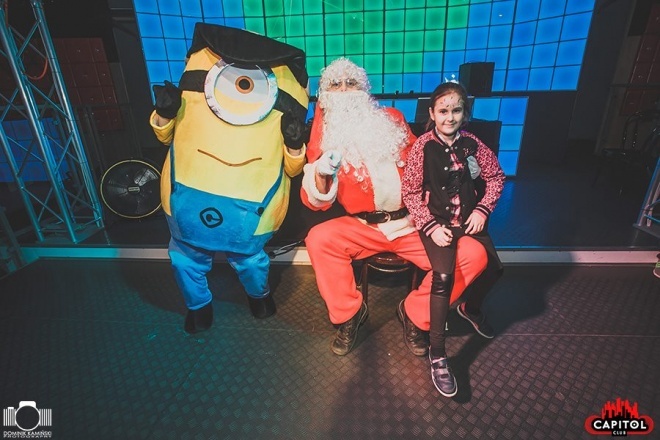 Kinder Party, Minionki i Mikołaj w Clubie Capitol [06.12.2015] - zdjęcie #173 - eOstroleka.pl