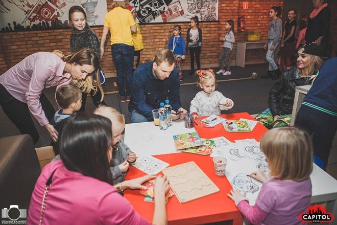 Kinder Party, Minionki i Mikołaj w Clubie Capitol [06.12.2015] - zdjęcie #149 - eOstroleka.pl