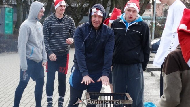 Rodzinny Bieg Mikołajkowy z MOPR-em [06.12.2015] - zdjęcie #120 - eOstroleka.pl