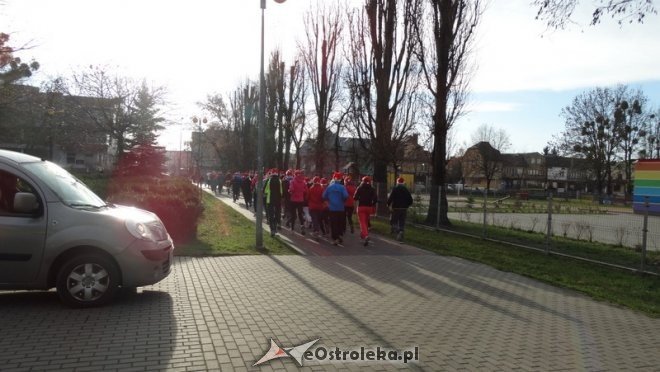 Rodzinny Bieg Mikołajkowy z MOPR-em [06.12.2015] - zdjęcie #80 - eOstroleka.pl