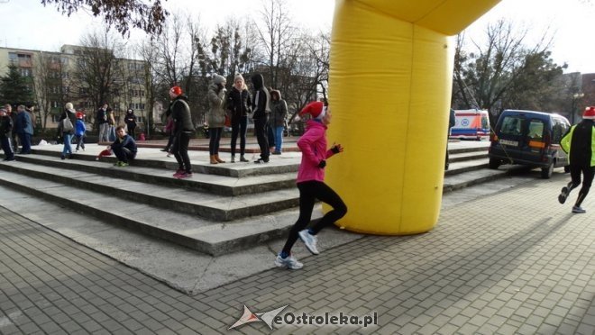 Rodzinny Bieg Mikołajkowy z MOPR-em [06.12.2015] - zdjęcie #68 - eOstroleka.pl