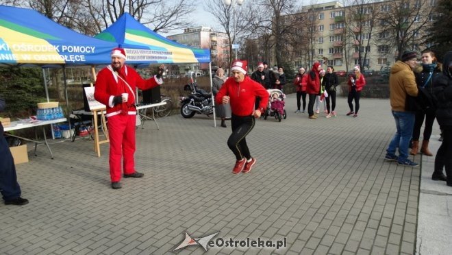 Rodzinny Bieg Mikołajkowy z MOPR-em [06.12.2015] - zdjęcie #55 - eOstroleka.pl