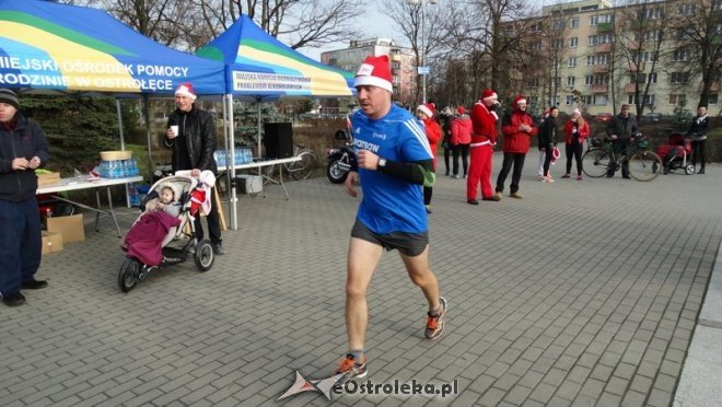 Rodzinny Bieg Mikołajkowy z MOPR-em [06.12.2015] - zdjęcie #49 - eOstroleka.pl
