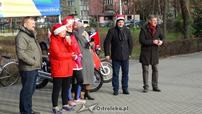 Rodzinny Bieg Mikołajkowy z MOPR-em [06.12.2015] - zdjęcie #36 - eOstroleka.pl