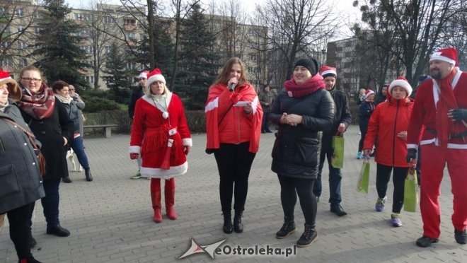Rodzinny Bieg Mikołajkowy z MOPR-em [06.12.2015] - zdjęcie #12 - eOstroleka.pl
