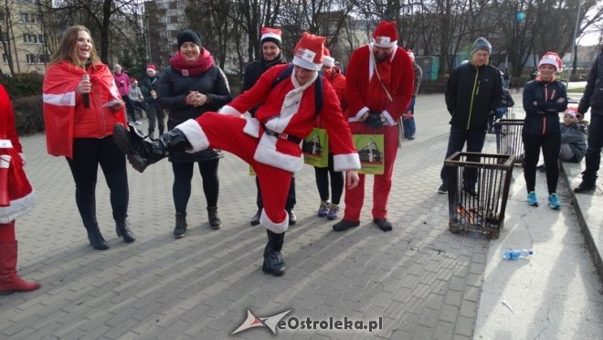 Rodzinny Bieg Mikołajkowy z MOPR-em [06.12.2015] - zdjęcie #11 - eOstroleka.pl