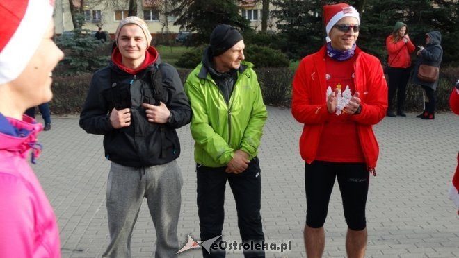 Rodzinny Bieg Mikołajkowy z MOPR-em [06.12.2015] - zdjęcie #7 - eOstroleka.pl