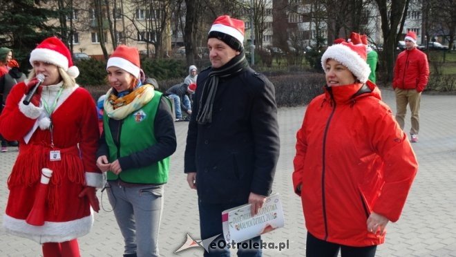 Rodzinny Bieg Mikołajkowy z MOPR-em [06.12.2015] - zdjęcie #4 - eOstroleka.pl