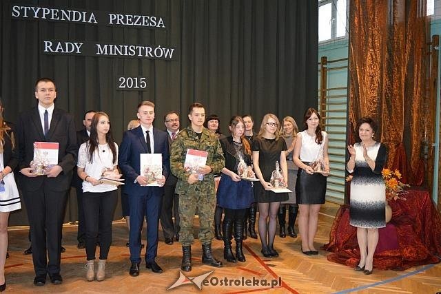 Ostrołęka: Stypendia Prezesa Rady Ministrów rozdane [07.12.2015] - zdjęcie #20 - eOstroleka.pl