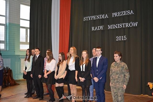 Ostrołęka: Stypendia Prezesa Rady Ministrów rozdane [07.12.2015] - zdjęcie #28 - eOstroleka.pl