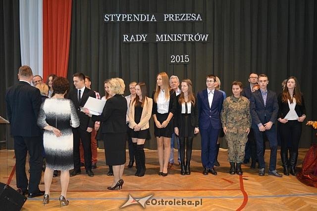 Ostrołęka: Stypendia Prezesa Rady Ministrów rozdane [07.12.2015] - zdjęcie #29 - eOstroleka.pl