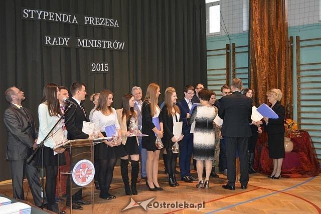 Ostrołęka: Stypendia Prezesa Rady Ministrów rozdane [07.12.2015] - zdjęcie #30 - eOstroleka.pl