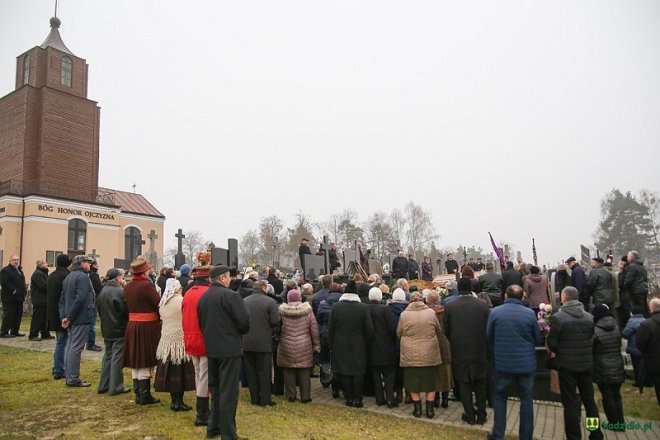Ostatnia droga śp. Stanisławy Olender [10.12.2015] - zdjęcie #3 - eOstroleka.pl