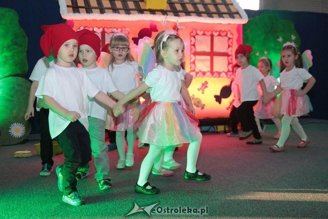 Miejska „dziewiątka” oficjalnie już Bajkową Krainą [11.12.2015] - zdjęcie #35 - eOstroleka.pl